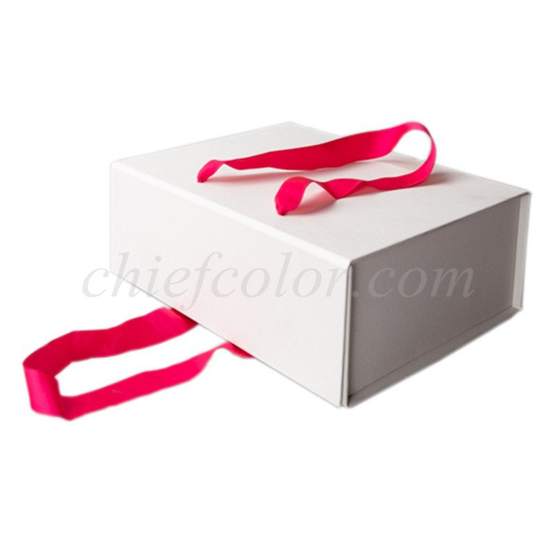Magnetic Gift Box with Ribbon Handle